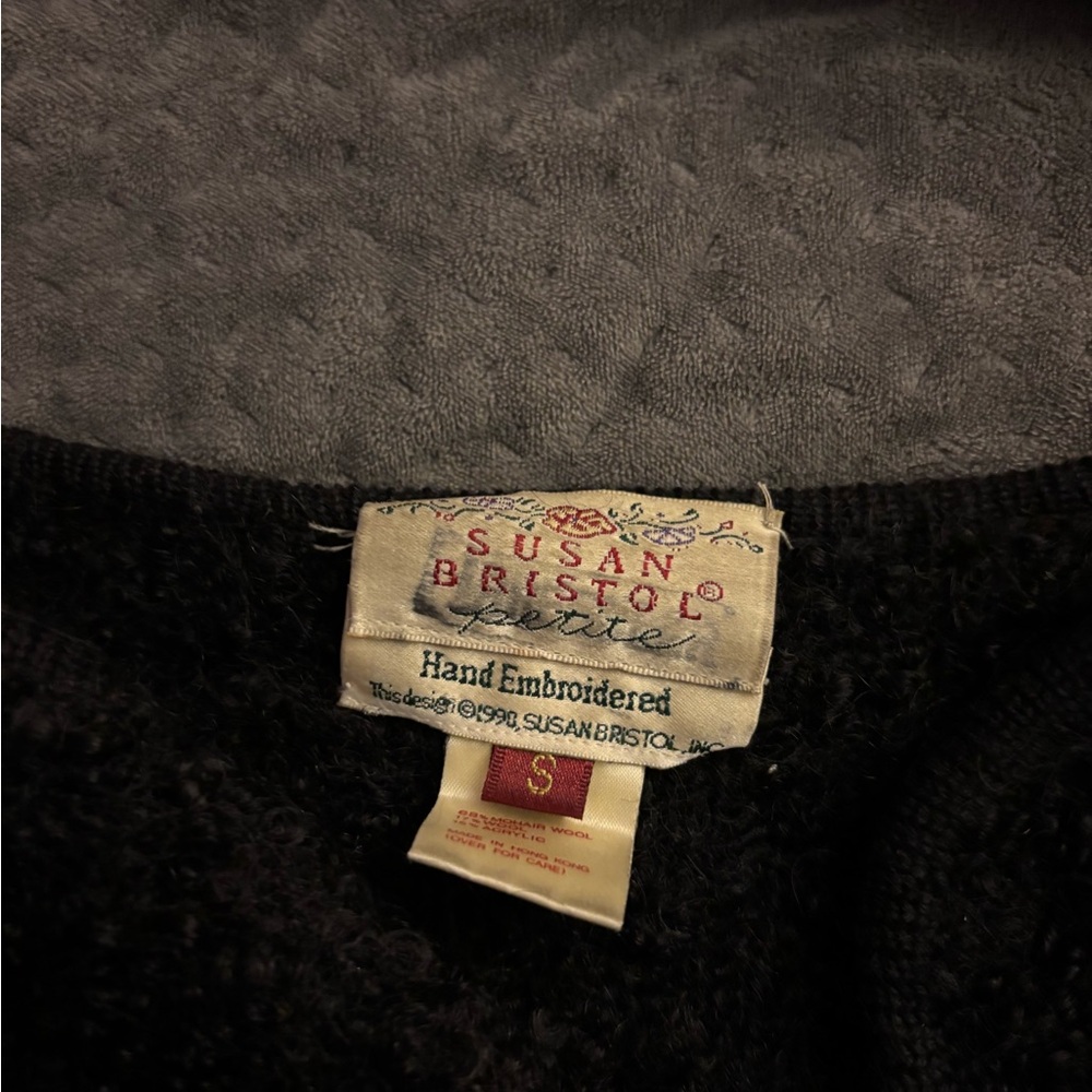 Knitted jacket - Picture 2 of 3